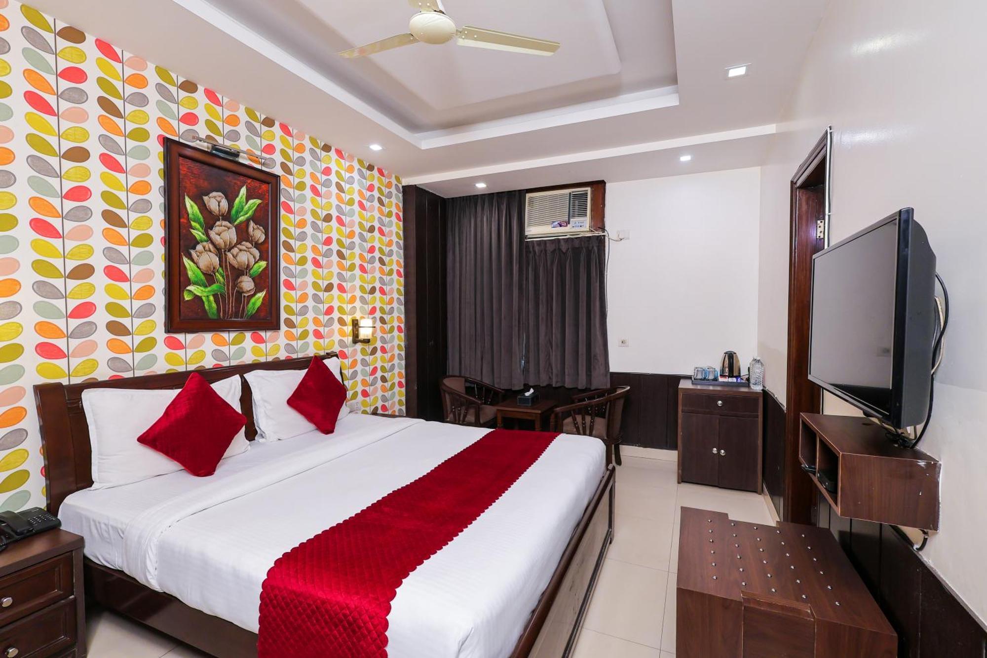Nikko Blue - Boutique Hotel Gurgaon Exterior foto